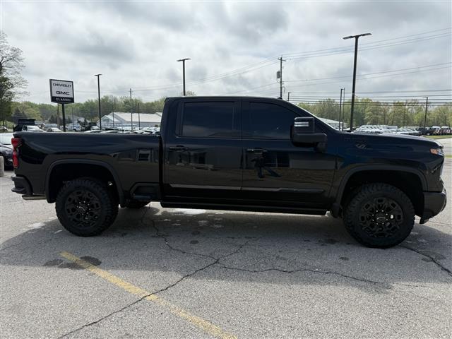 used 2024 Chevrolet Silverado 2500 car, priced at $71,400