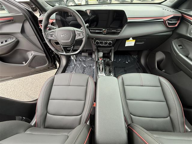 new 2025 Chevrolet TrailBlazer car, priced at $32,374