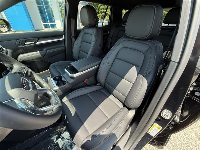 new 2025 GMC Terrain car, priced at $34,641
