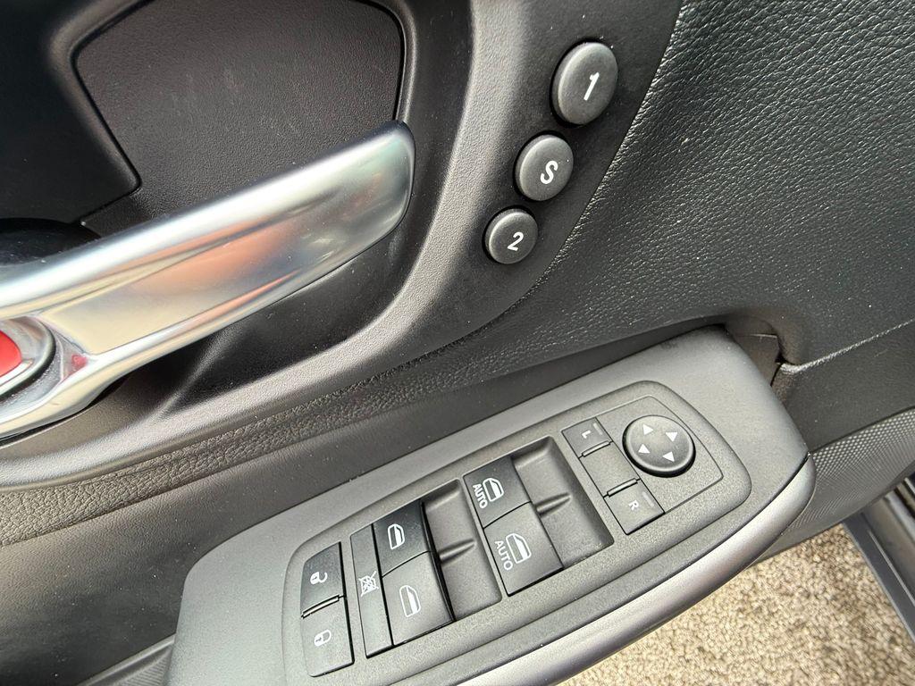 used 2021 Jeep Cherokee car, priced at $22,888