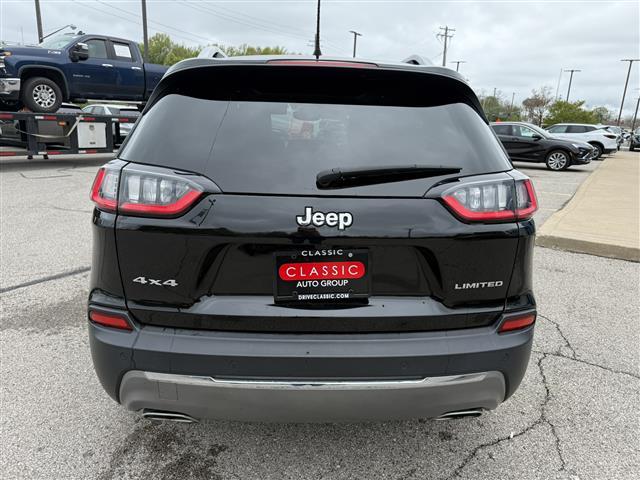 used 2021 Jeep Cherokee car, priced at $23,100