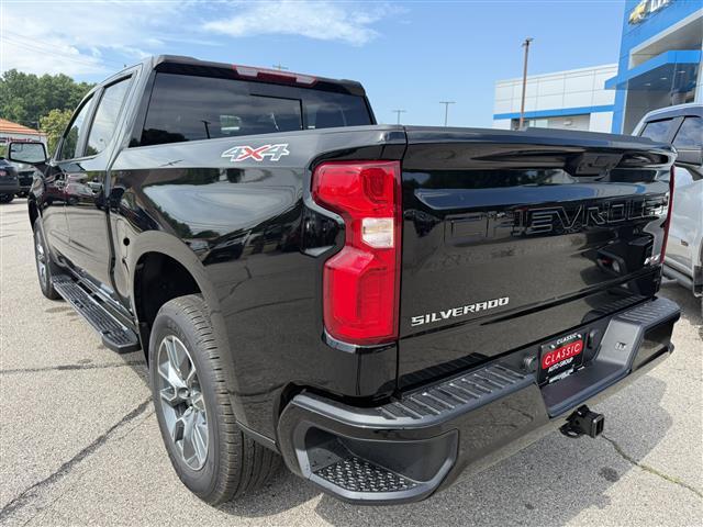 new 2025 Chevrolet Silverado 1500 car, priced at $55,313