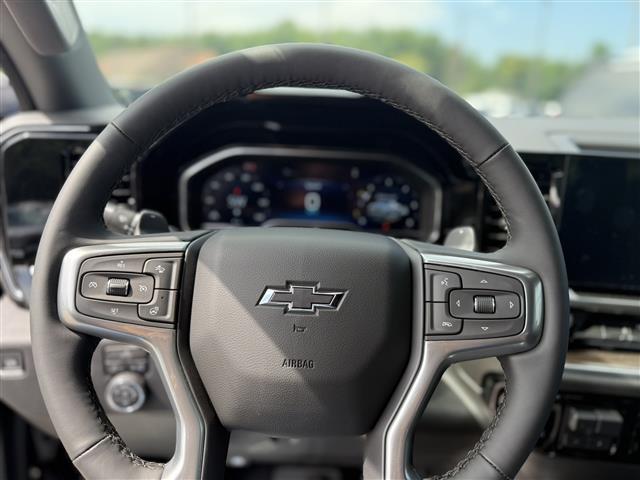 new 2025 Chevrolet Silverado 1500 car, priced at $55,313