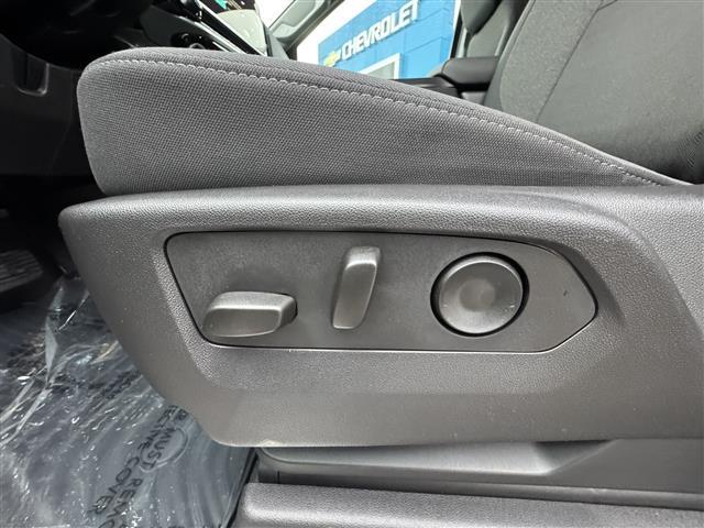 new 2025 Chevrolet Silverado 1500 car, priced at $46,715