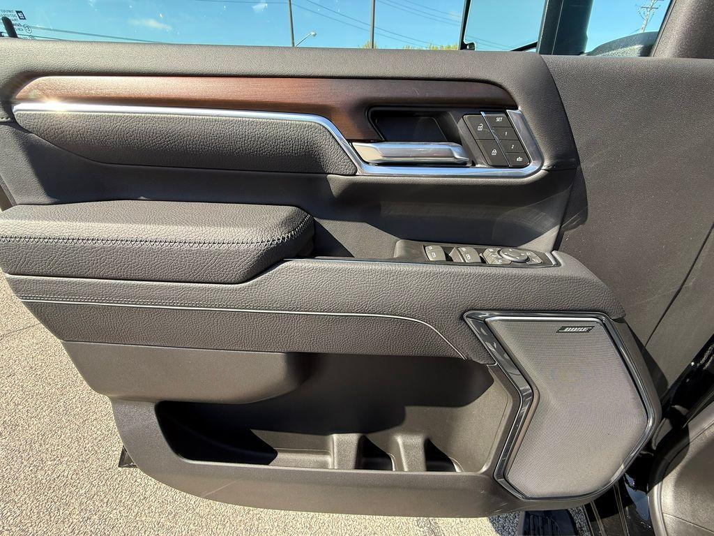 new 2025 GMC Sierra 3500 car, priced at $81,571