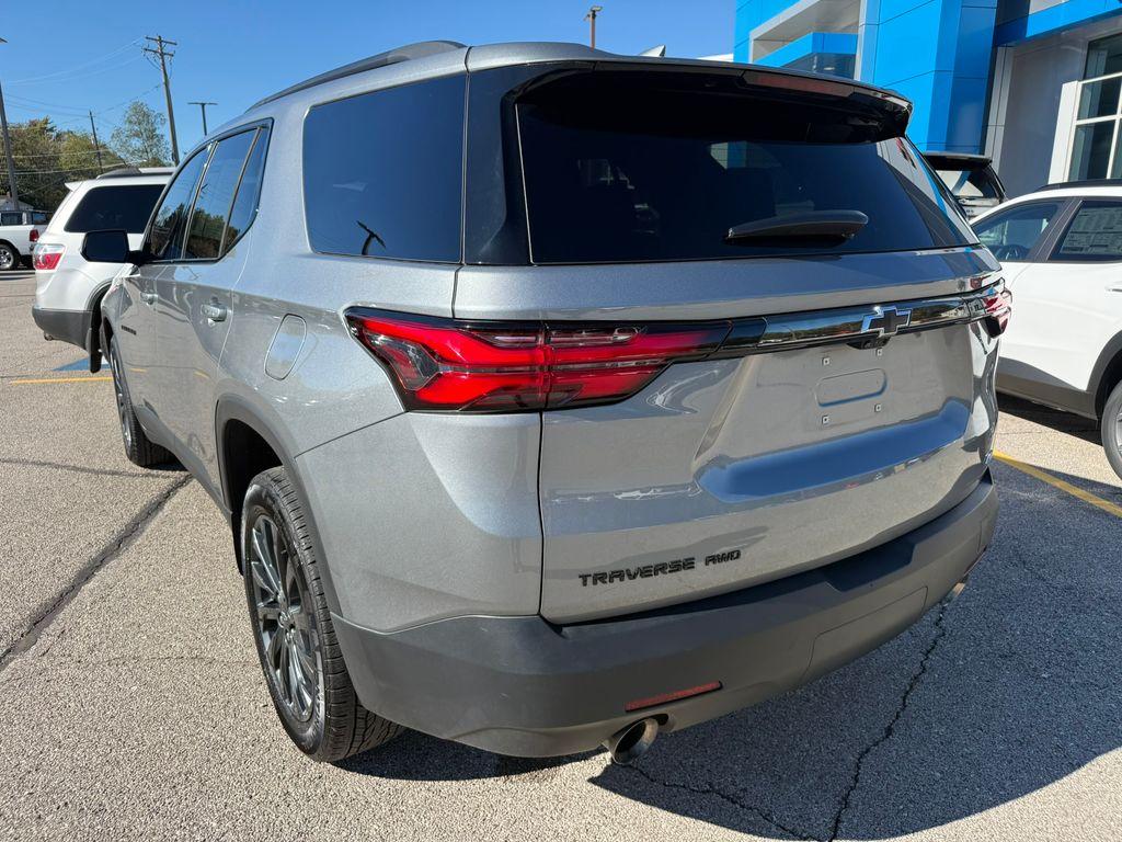 used 2023 Chevrolet Traverse car, priced at $37,877