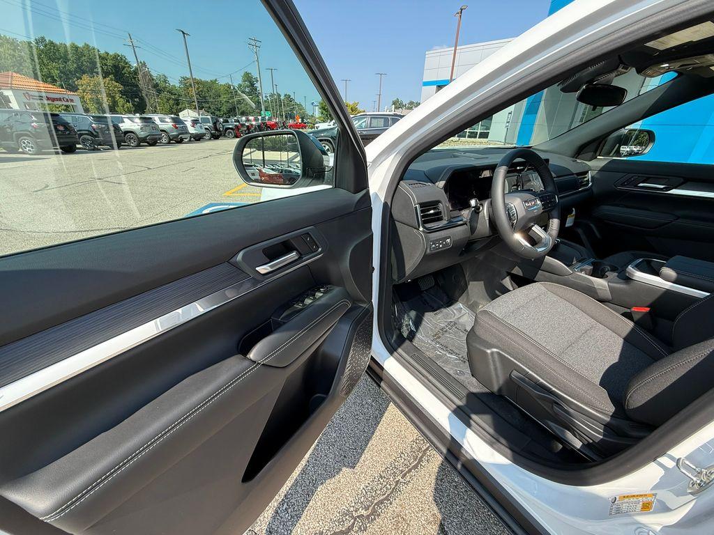 new 2026 GMC Terrain car, priced at $33,929