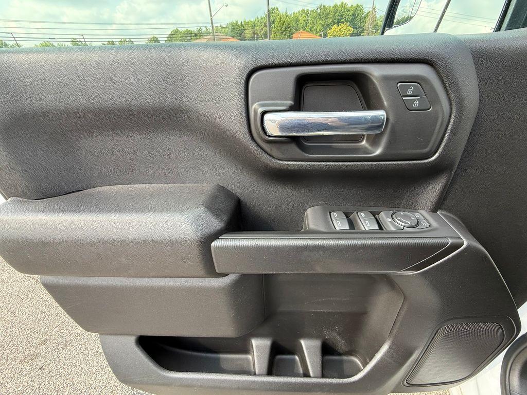 used 2023 GMC Sierra 1500 car, priced at $27,993