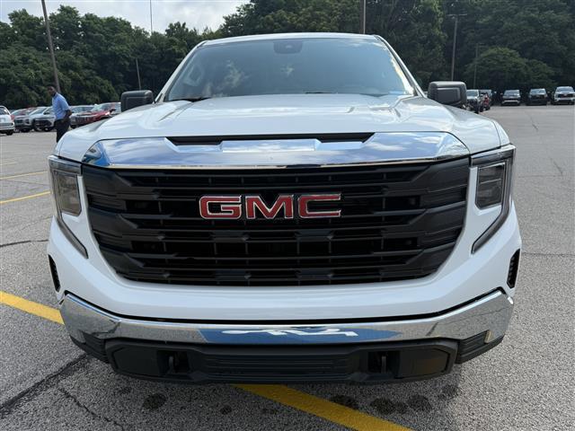 used 2023 GMC Sierra 1500 car, priced at $27,993