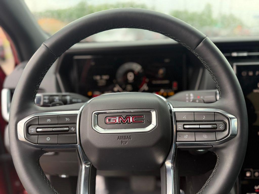 new 2025 GMC Terrain car, priced at $31,597