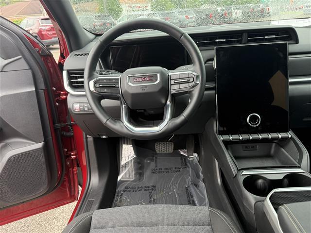 new 2025 GMC Terrain car, priced at $31,597