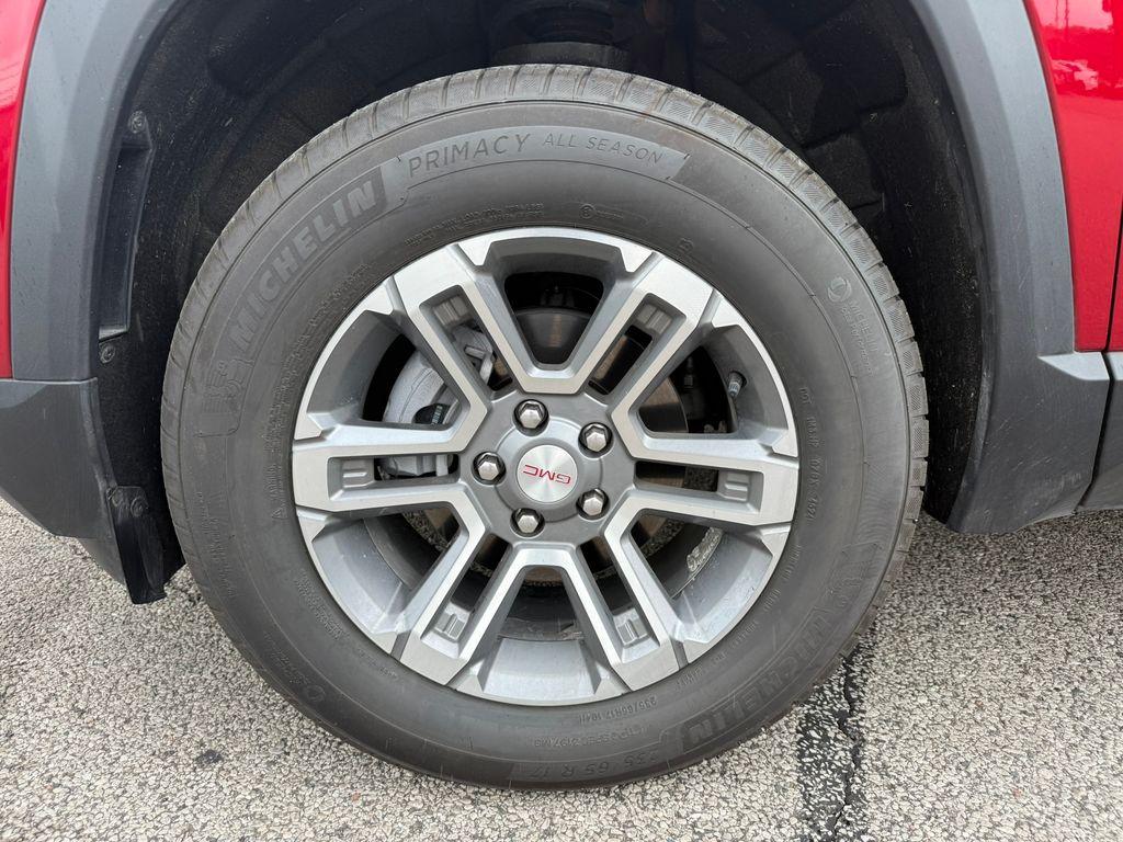 new 2025 GMC Terrain car, priced at $31,597