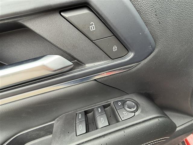 new 2025 GMC Terrain car, priced at $31,597