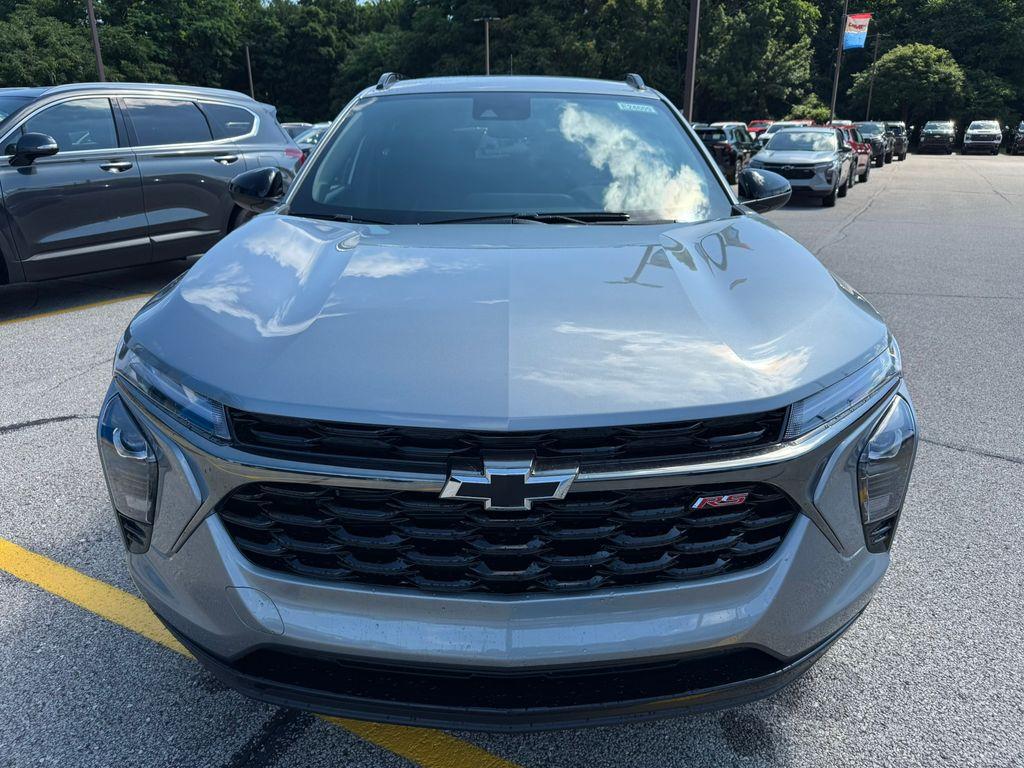 new 2025 Chevrolet Trax car, priced at $25,018