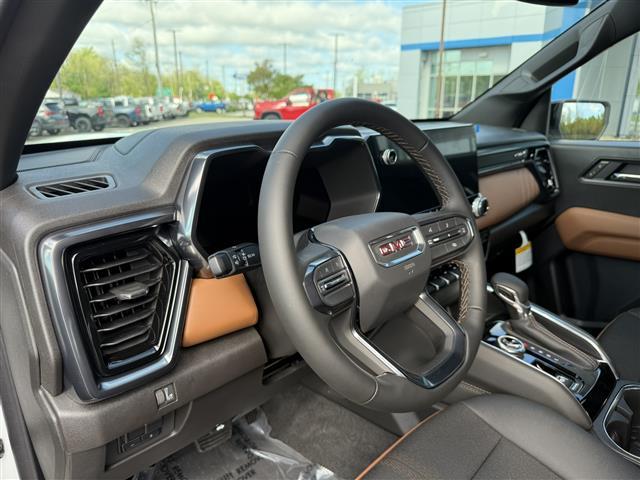 new 2025 GMC Canyon car, priced at $45,760
