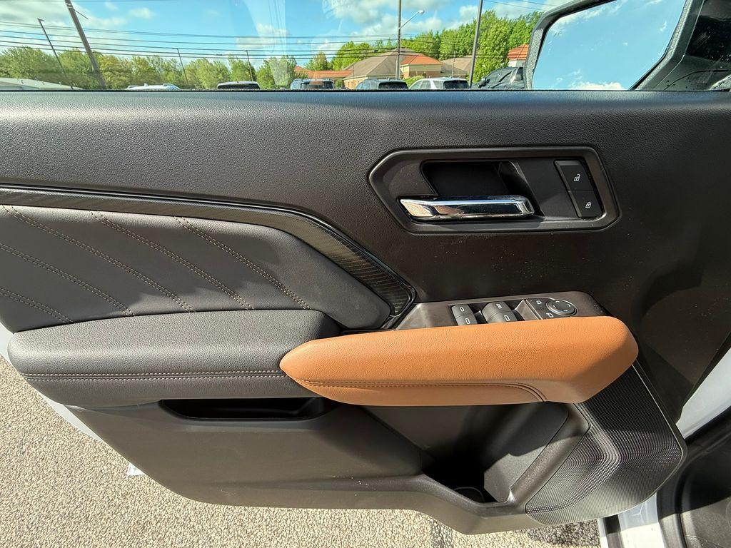 new 2025 GMC Canyon car, priced at $45,760