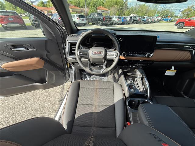 new 2025 GMC Canyon car, priced at $45,760