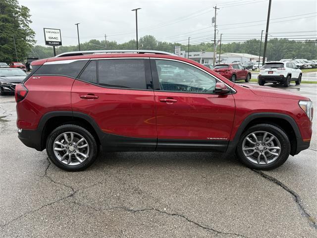used 2022 GMC Terrain car, priced at $25,460