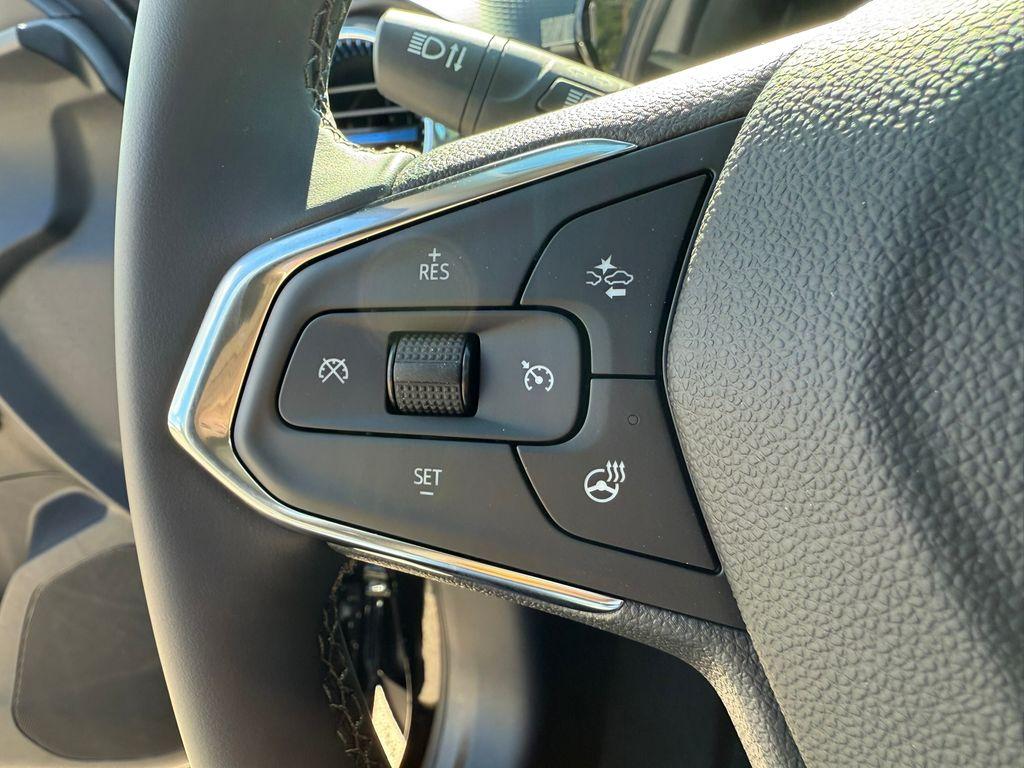 new 2025 Chevrolet Trax car, priced at $25,024