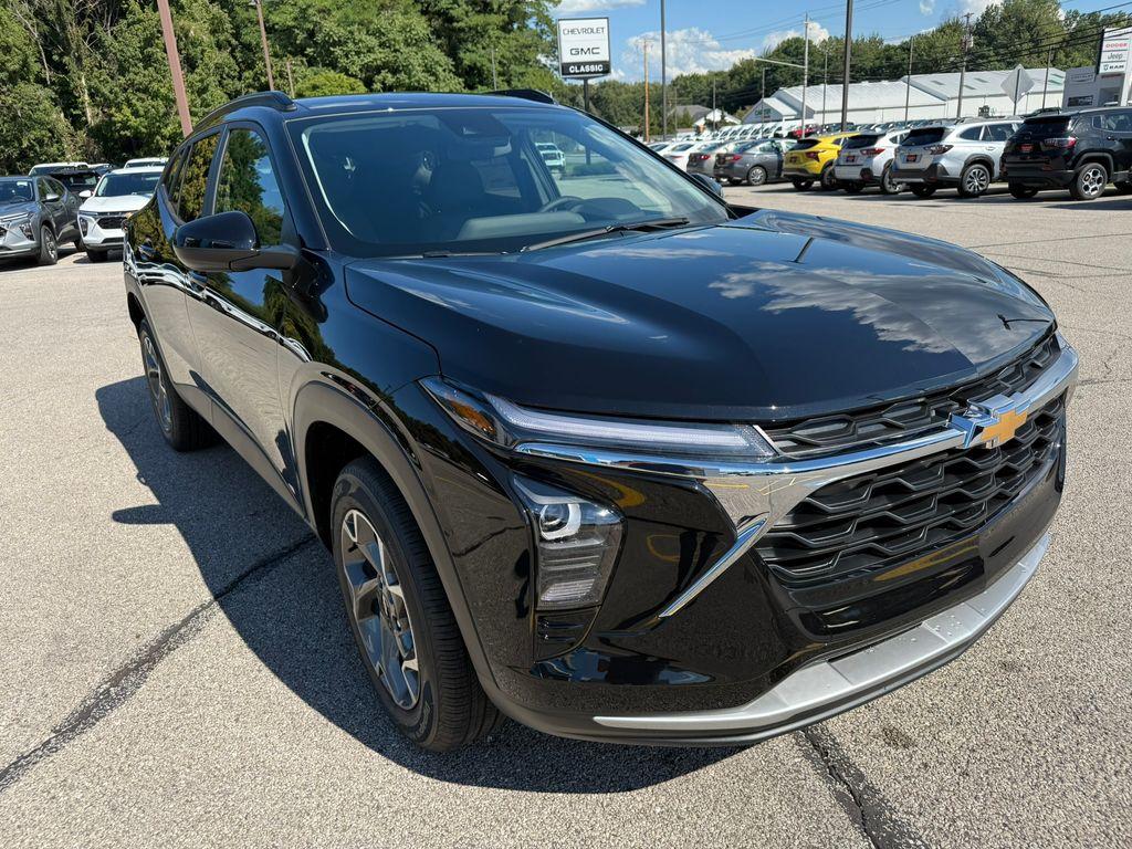 new 2025 Chevrolet Trax car, priced at $25,024