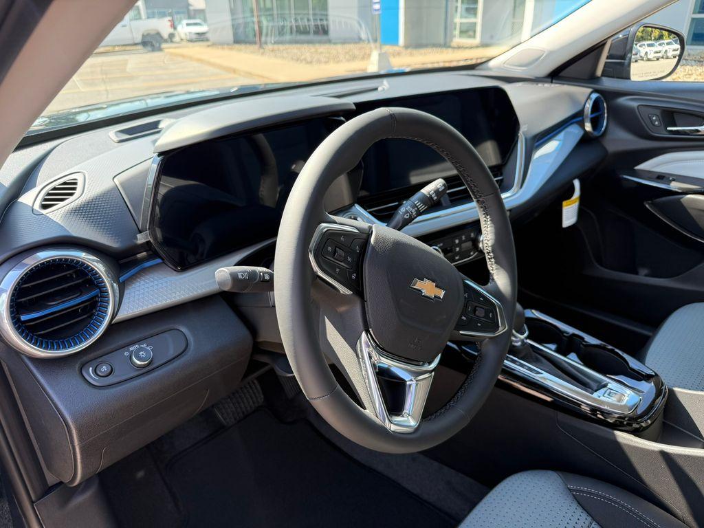 new 2025 Chevrolet Trax car, priced at $25,024