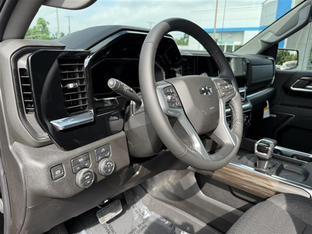 new 2025 Chevrolet Silverado 1500 car, priced at $52,063