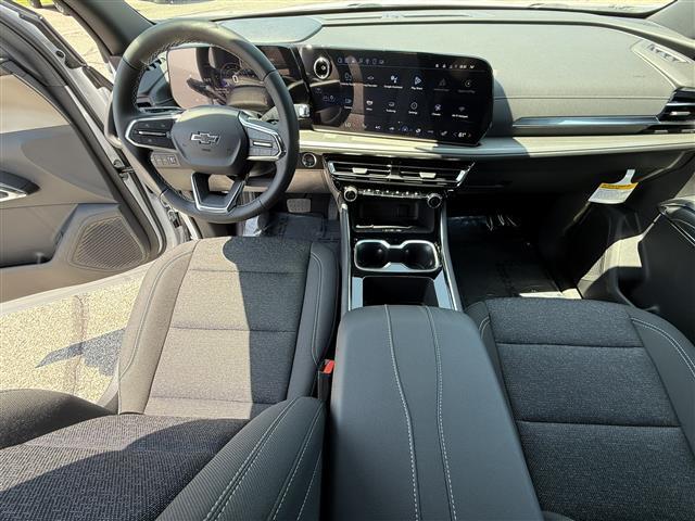 new 2025 Chevrolet Traverse car, priced at $44,560