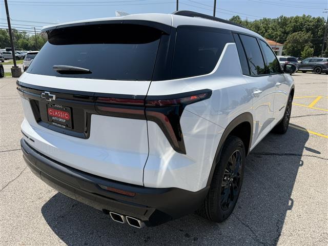 new 2025 Chevrolet Traverse car, priced at $44,560