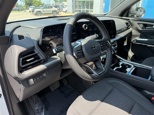 new 2025 Chevrolet Traverse car, priced at $44,560