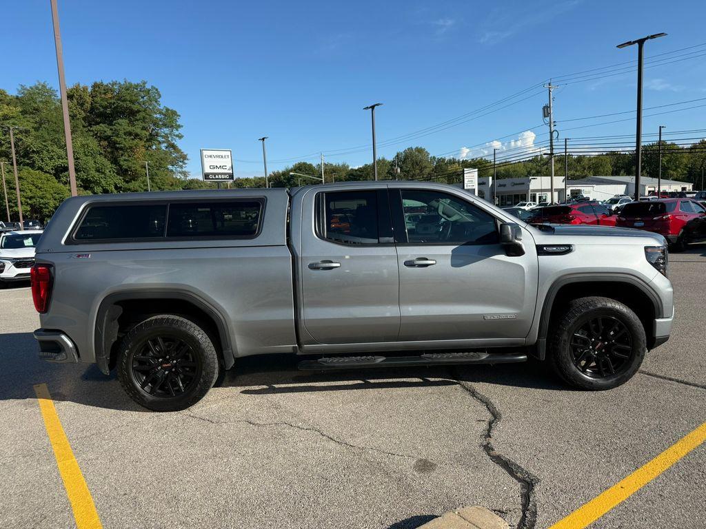 used 2023 GMC Sierra 1500 car, priced at $40,500