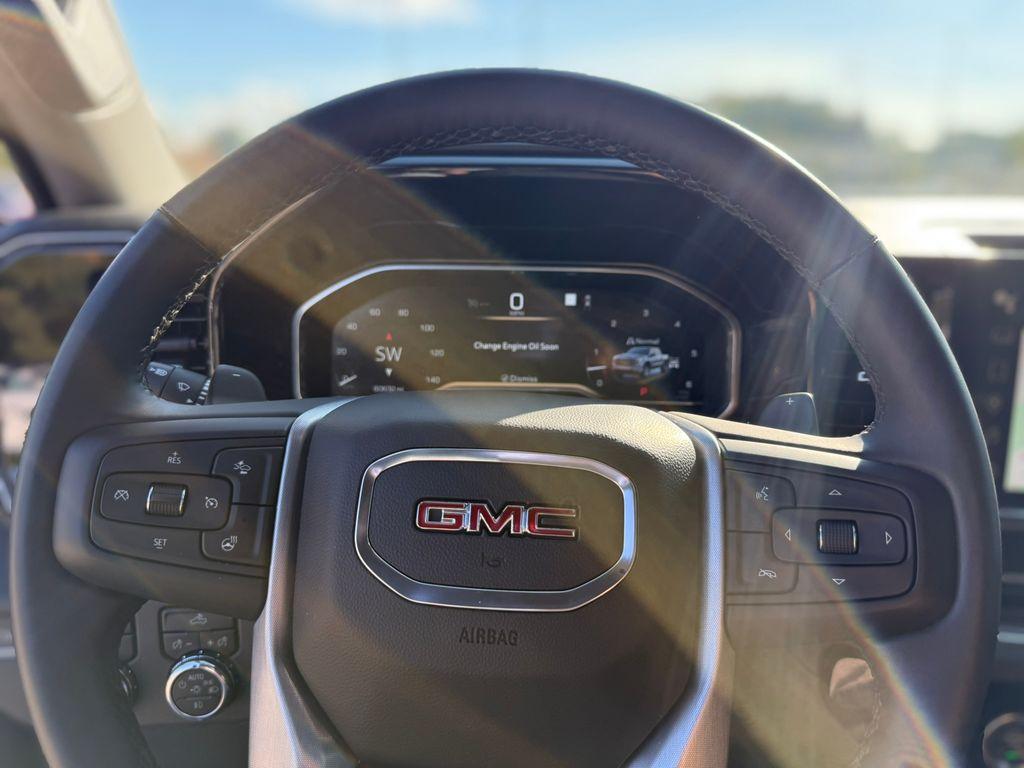 used 2023 GMC Sierra 1500 car, priced at $40,500