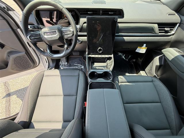 new 2026 GMC Terrain car, priced at $39,901