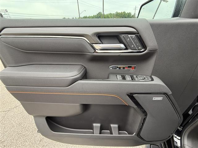 new 2025 GMC Sierra 1500 car, priced at $67,334