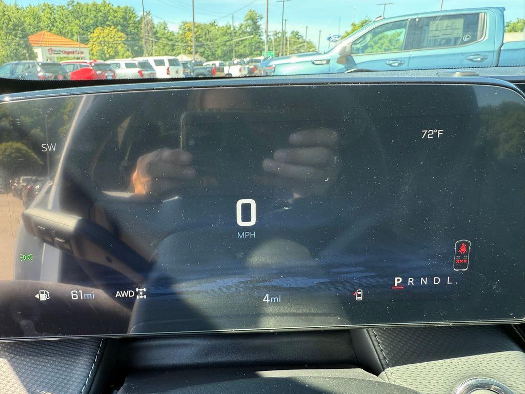 new 2026 Chevrolet Equinox car, priced at $31,199