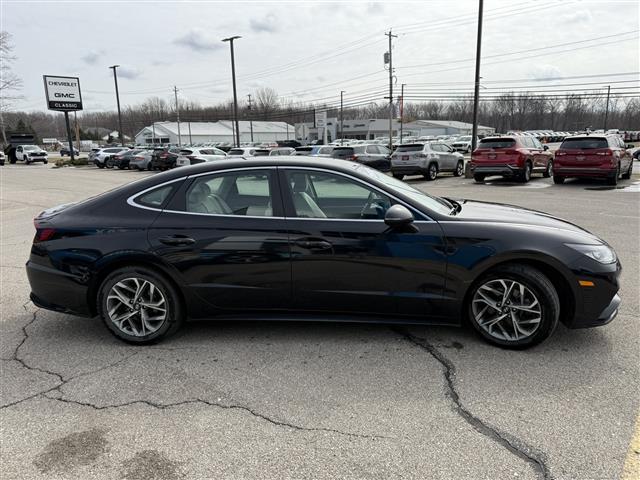 used 2023 Hyundai Sonata car, priced at $19,034