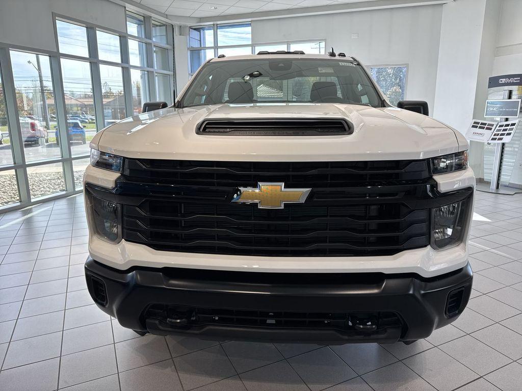 new 2025 Chevrolet Silverado 2500 car, priced at $48,871