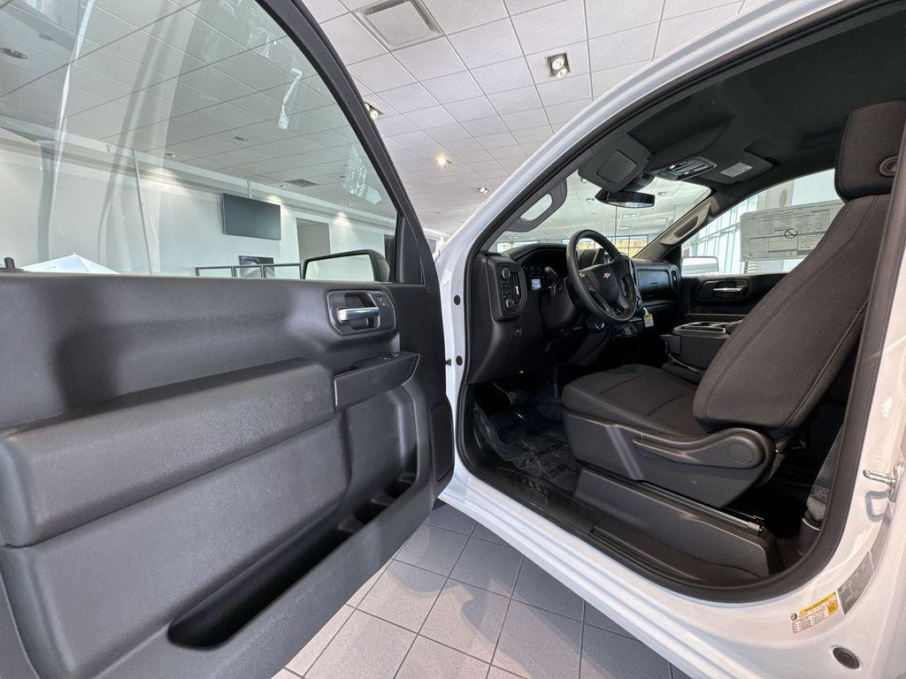 new 2025 Chevrolet Silverado 2500 car, priced at $48,871