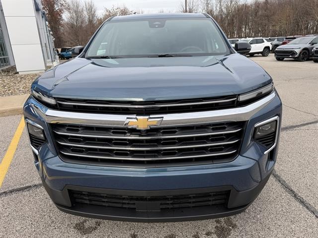new 2026 Chevrolet Traverse car, priced at $42,030