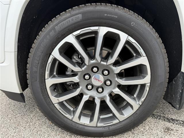 used 2021 GMC Acadia car, priced at $32,125