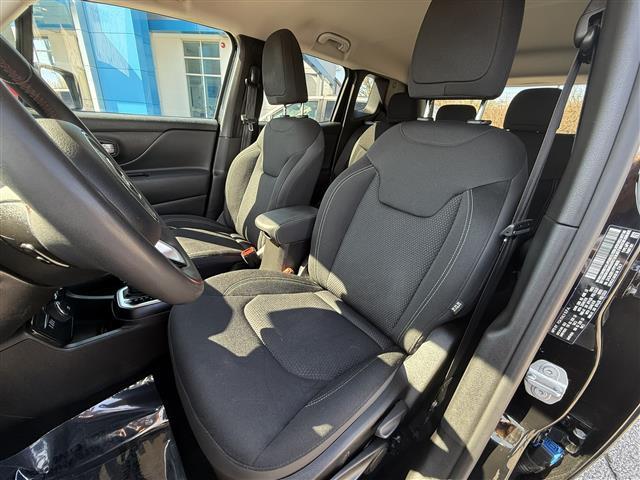 used 2023 Jeep Renegade car, priced at $20,976