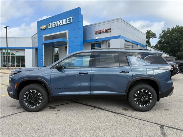 new 2025 Chevrolet Traverse car, priced at $50,460