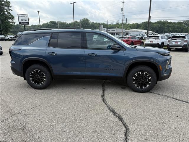 new 2025 Chevrolet Traverse car, priced at $50,460