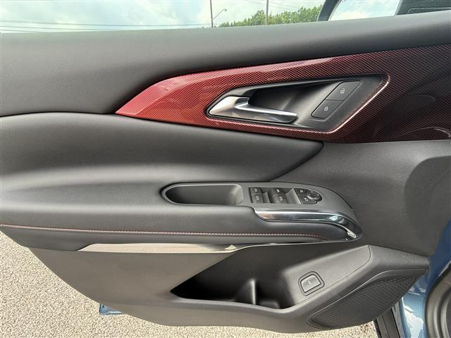 new 2025 Chevrolet Traverse car, priced at $50,460
