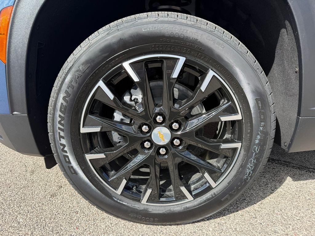 new 2026 Chevrolet Traverse car, priced at $46,333