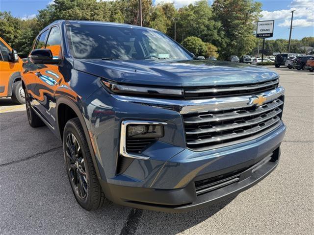 new 2026 Chevrolet Traverse car, priced at $46,333