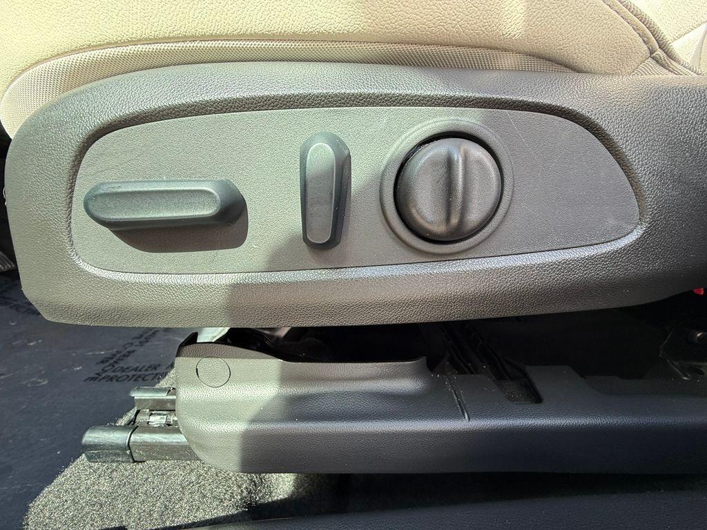 used 2023 Buick Encore GX car, priced at $22,600