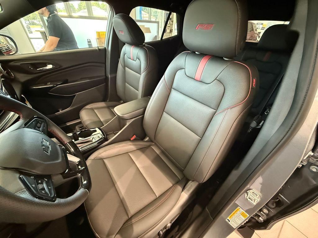 new 2025 Chevrolet Trax car, priced at $26,242