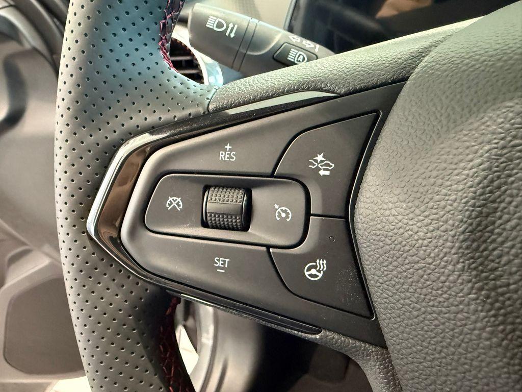 new 2025 Chevrolet Trax car, priced at $26,242