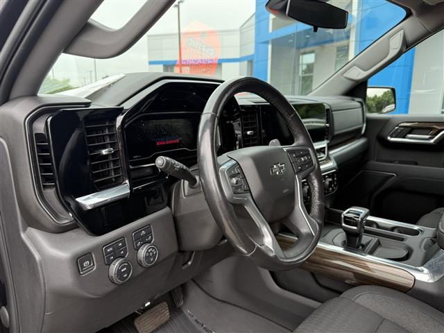 used 2022 Chevrolet Silverado 1500 car, priced at $41,898