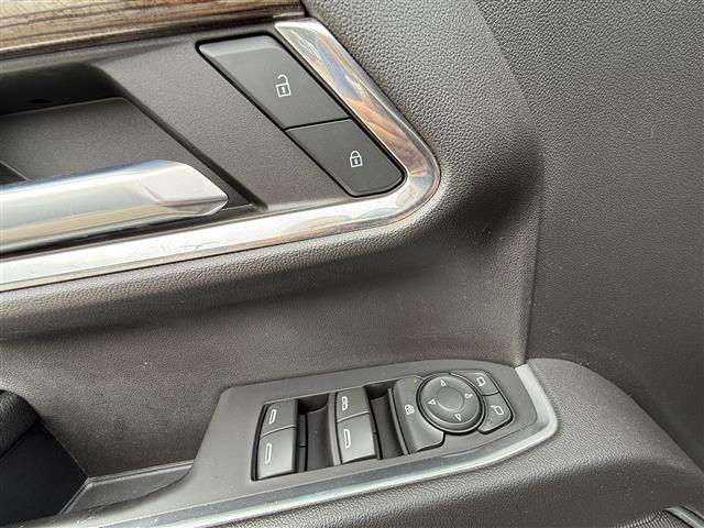 used 2022 Chevrolet Silverado 1500 car, priced at $41,898